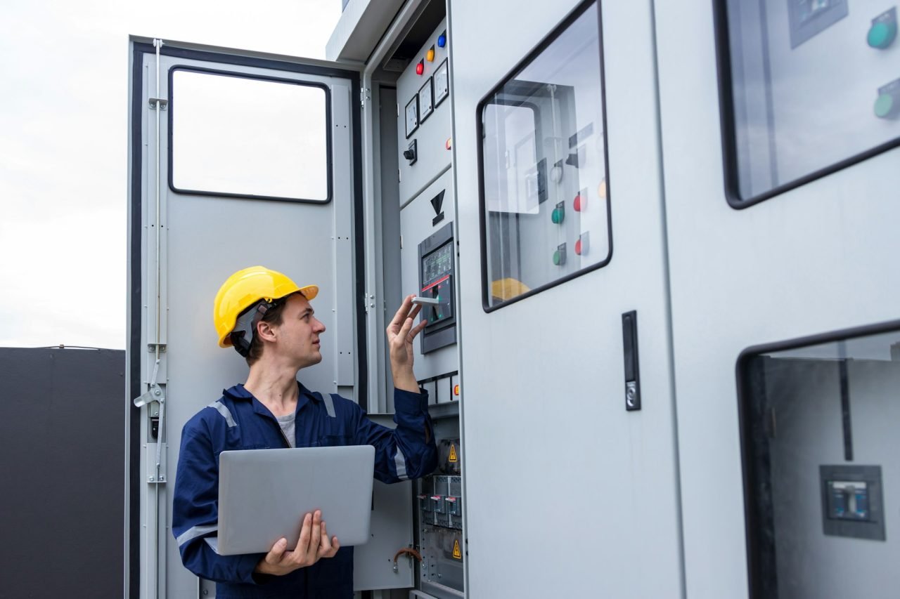 electrical engineer working in control room .jpg
